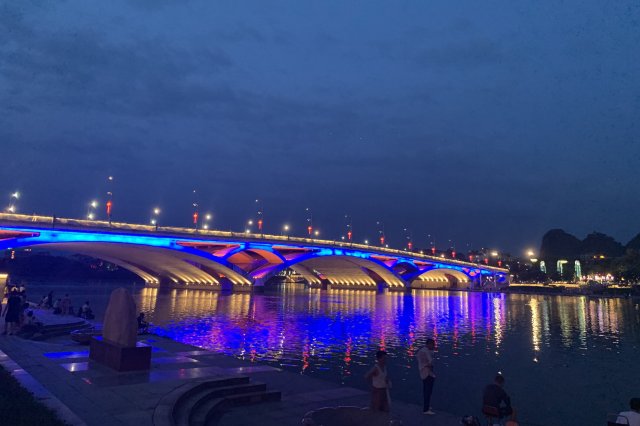 桂林解放桥-简介介绍有多长地址在哪怎么样(现代桥梁)