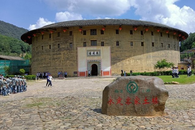 中国十大中式建筑 排行第三的是岳阳楼,福建土楼上榜