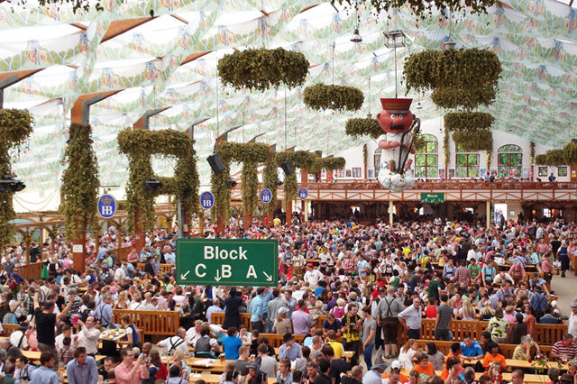 世界十大著名狂欢节 排行第三的是诺丁山狂欢节,慕尼黑啤酒节上榜