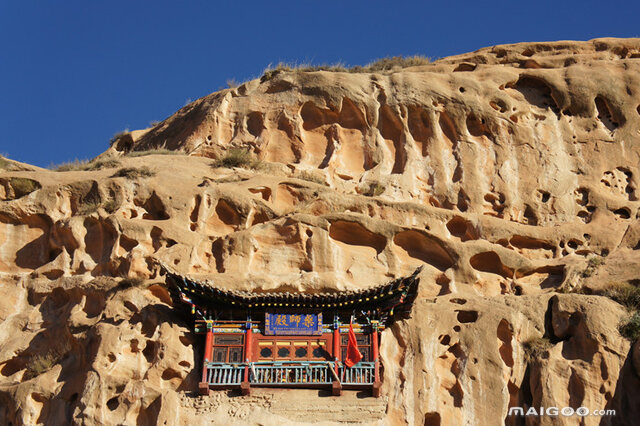 人气榜单前十中国10个建在悬崖绝壁上寺庙