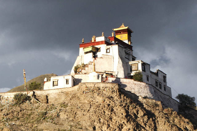 西藏代表性建筑有哪些 排行第三的是扎什伦布寺,桑耶寺上榜