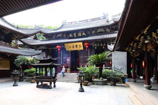 排行前十温州香火最旺的十大寺院